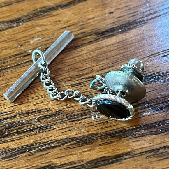 Pewter tie tack with black oval center onyx? boxed in  case - Picture 7 of 7